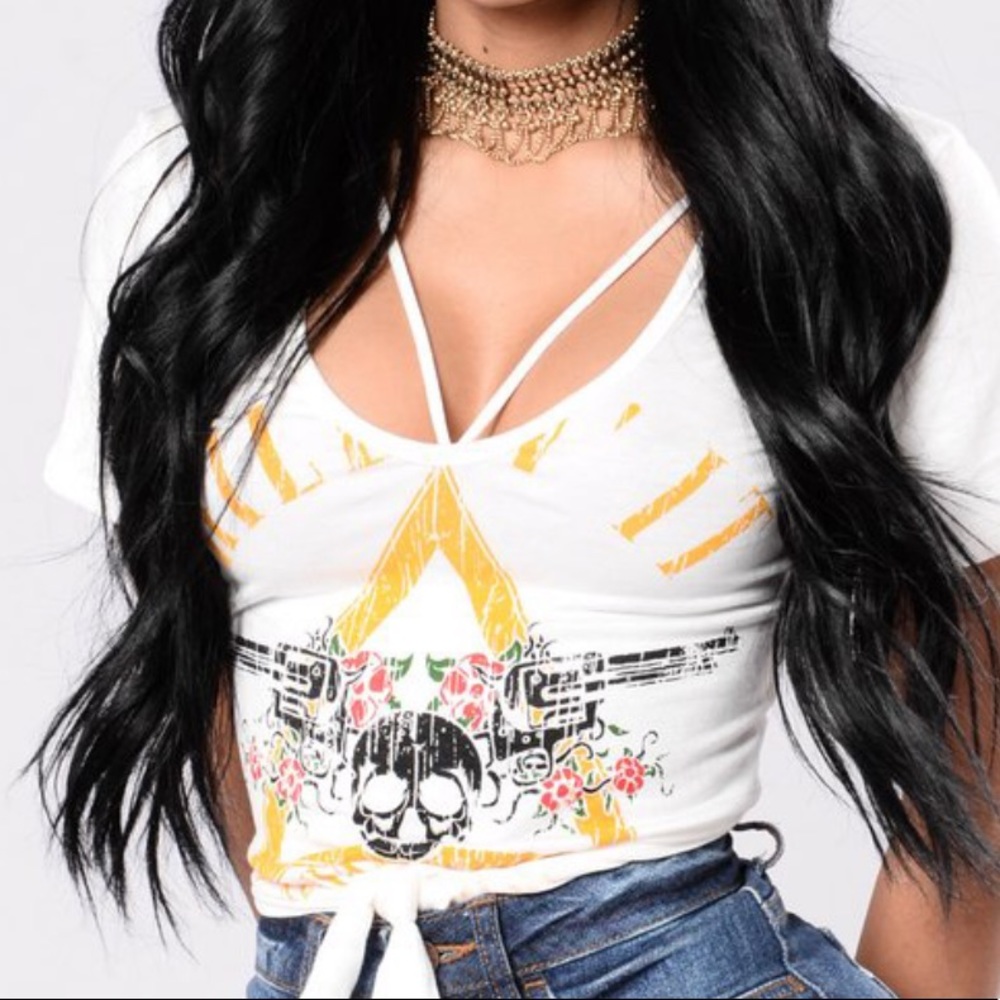 NWT Fashion Nova Catch Me At The Show Tee